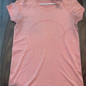 Lululemon Peach Swiftly Tech
